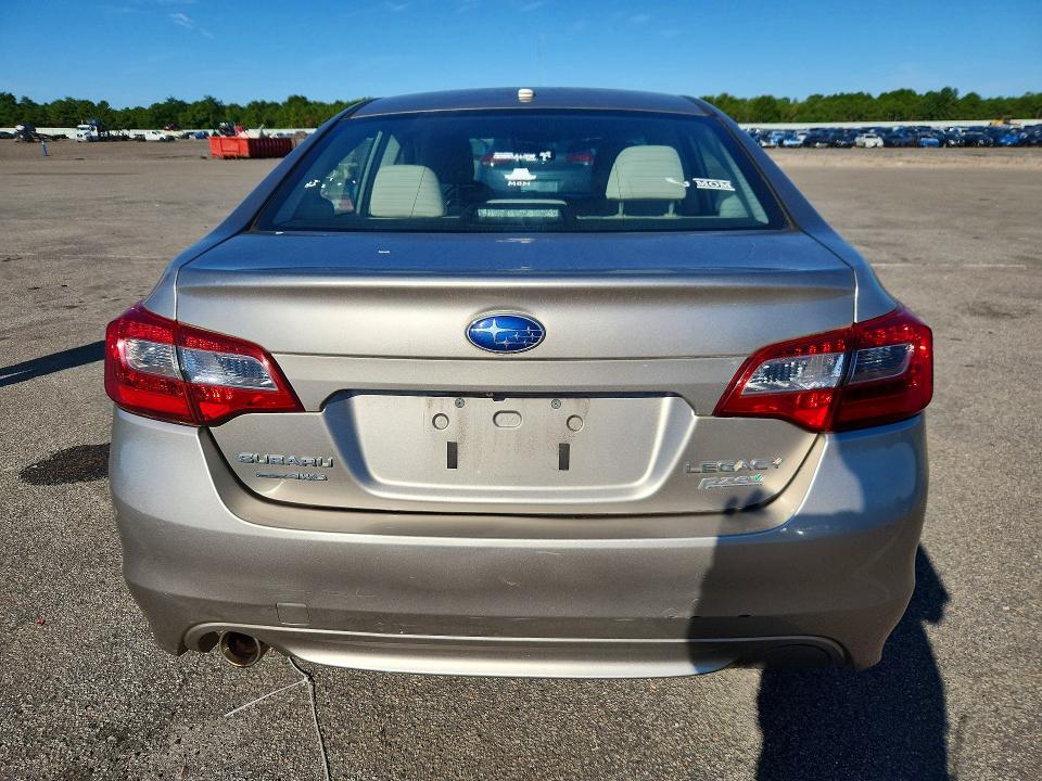 2015 Subaru Legacy მანქანა იყიდება აუქციონზე, vin: 4S3BNAC63F3011727, აუქციონის ნომერი: 66655786