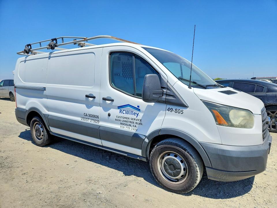 64275906 :رقم المزاد ، 1FTYE1YM0GKA11788 vin ، 2016 Ford Transit مزاد بيع