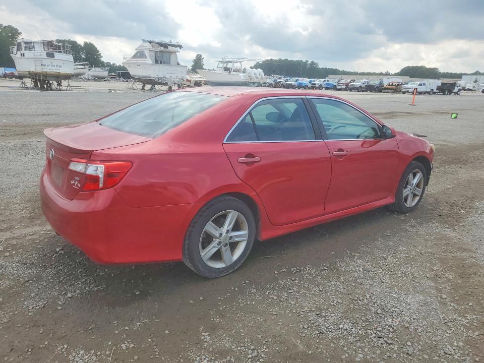62803346 :رقم المزاد ، 4T1BF1FK2EU759217 vin ، 2014 Toyota Camry مزاد بيع