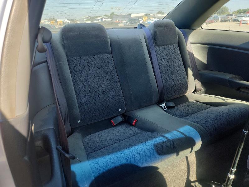 63527686 :رقم المزاد ، 1HGEM21501L116610 vin ، 2001 Honda Civic مزاد بيع