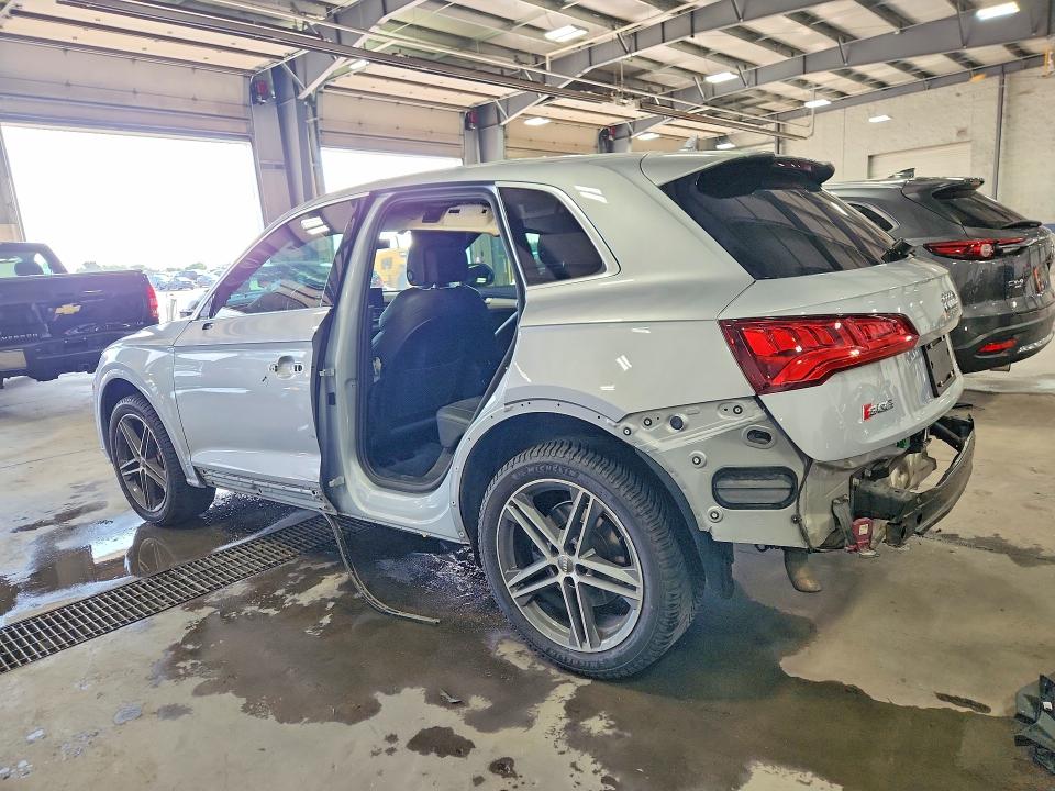 65672406 :رقم المزاد ، WA1B4AFY3L2093325 vin ، 2020 Audi Sq5 مزاد بيع