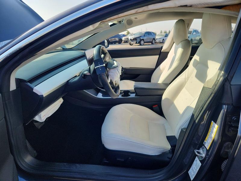 63592746 :رقم المزاد ، 5YJ3E1EA6JF171327 vin ، 2018 Tesla Model 3 مزاد بيع