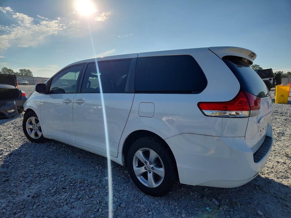 65861506 :رقم المزاد ، 5TDKA3DC0CS013991 vin ، 2012 Toyota Sienna مزاد بيع