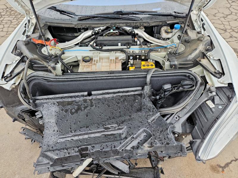 64373136 :رقم المزاد ، 5YJSA1E22JF258299 vin ، 2018 Tesla Model S مزاد بيع
