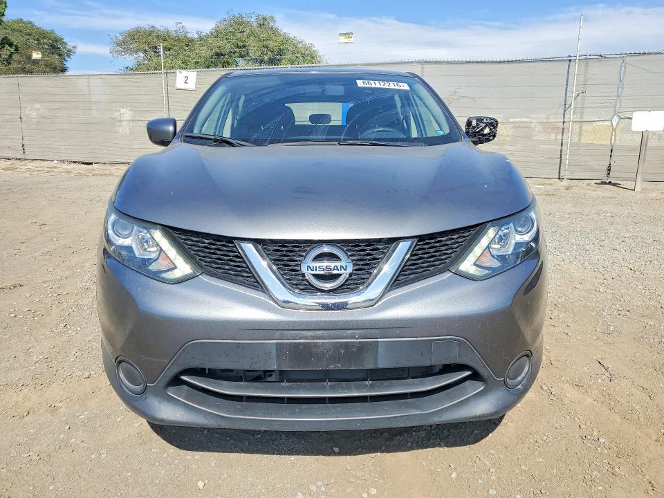 66112216 :رقم المزاد ، JN1BJ1CP3HW029833 vin ، 2017 Nissan Rogue Sport مزاد بيع