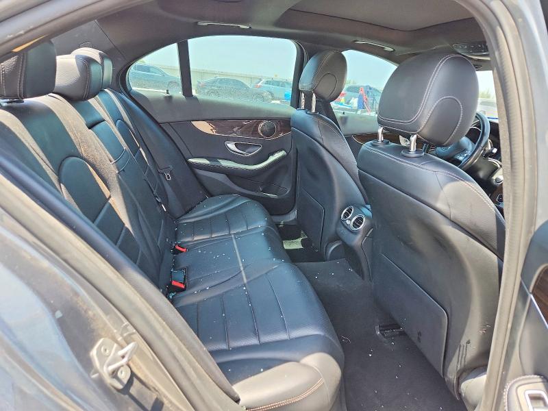 63665836 :رقم المزاد ، WDDWF4JB3JR416515 vin ، 2018 Mercedes-benz C مزاد بيع