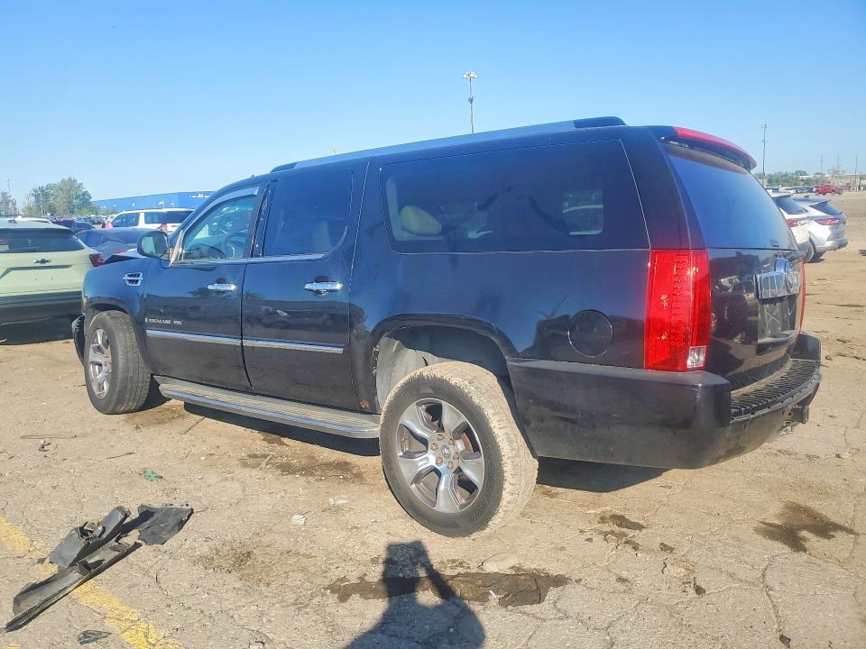 Продажа на аукционе авто 2008 Cadillac Escalade, vin: 1GYFK66868R252714, номер лота: 66908696