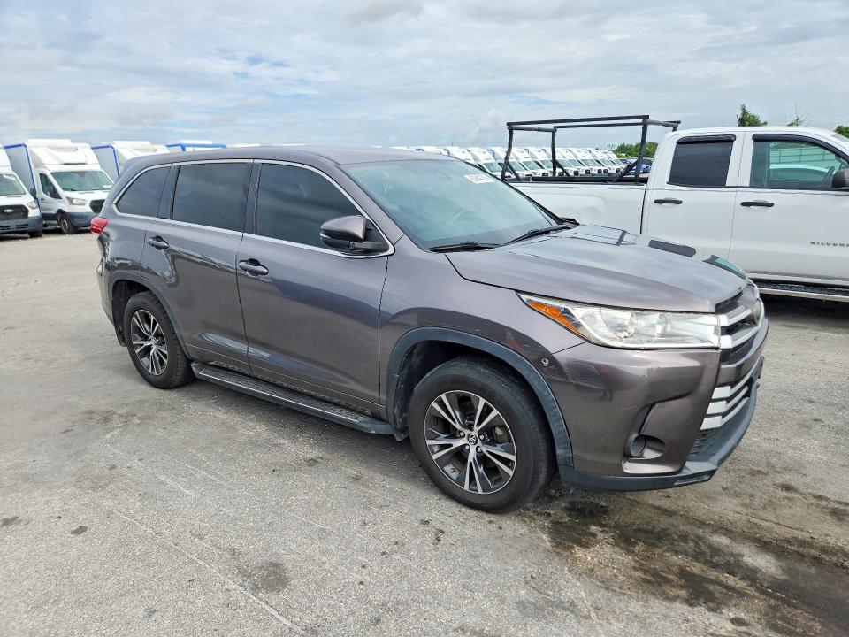 2017 Toyota Highlander მანქანა იყიდება აუქციონზე, vin: 5TDZARFH9HS023291, აუქციონის ნომერი: 63844726