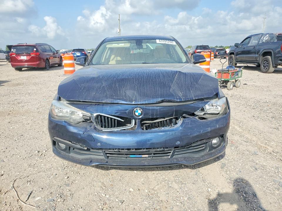 63395266 :رقم المزاد ، WBA8E1G59HNU14966 vin ، 2017 Bmw 320 مزاد بيع