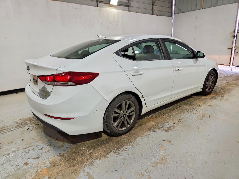 2018 Hyundai Elantra მანქანა იყიდება აუქციონზე, vin: 5NPD84LF3JH371384, აუქციონის ნომერი: 66057746