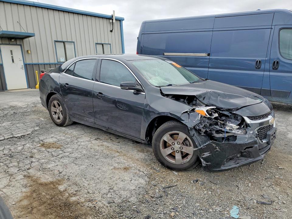2015 Chevrolet Malibu მანქანა იყიდება აუქციონზე, vin: 1G11C5SL5FF317285, აუქციონის ნომერი: 63780656