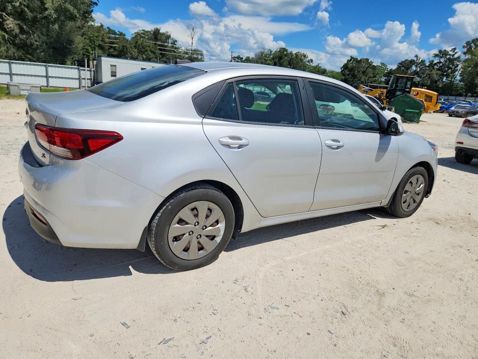 64093076 :رقم المزاد ، 3KPA24AD2LE335702 vin ، 2020 Kia Rio مزاد بيع