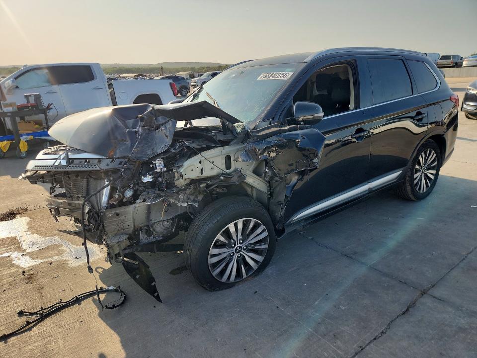 2020 Mitsubishi Outlander მანქანა იყიდება აუქციონზე, vin: JA4AD3A37LZ029928, აუქციონის ნომერი: 63842256