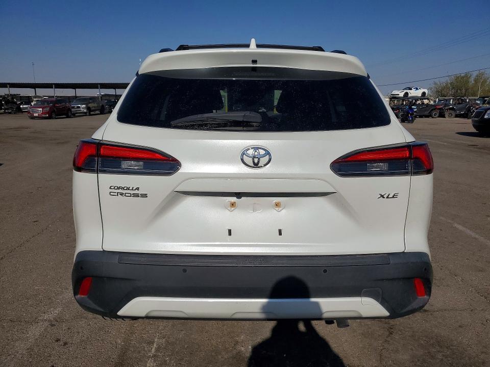 Продажа на аукционе авто 2022 Toyota Corolla Cross, vin: 7MUDAAAG4NV035229, номер лота: 66953976