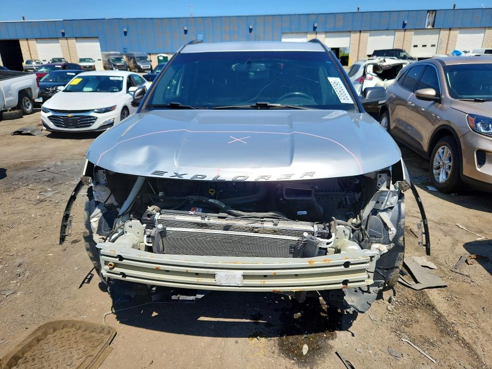 63860096 :رقم المزاد ، 1FM5K8D80JGA78894 vin ، 2018 Ford Explorer مزاد بيع