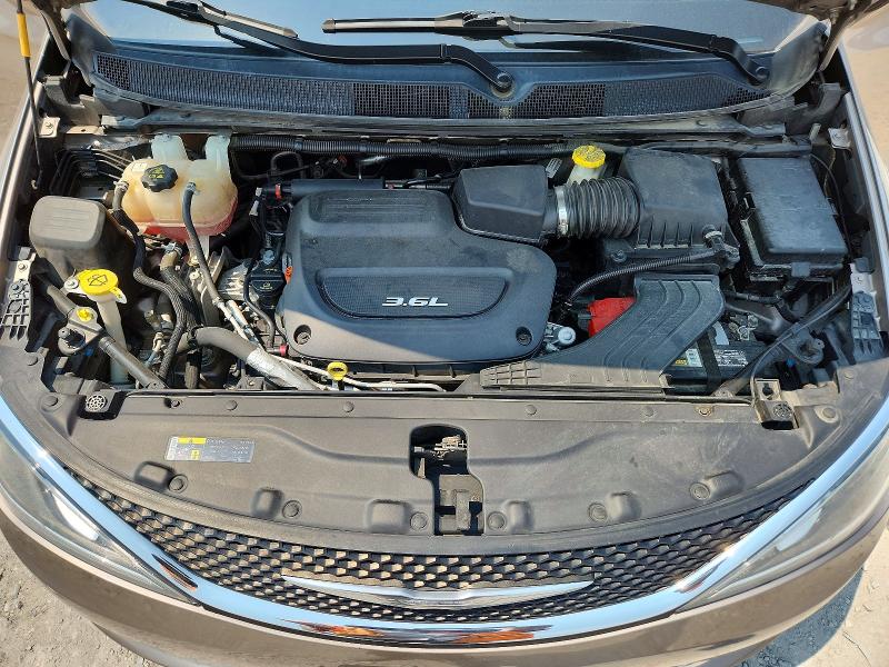 Продажа на аукционе авто 2017 Chrysler Pacifica, vin: 2C4RC1BG8HR608106, номер лота: 63756546