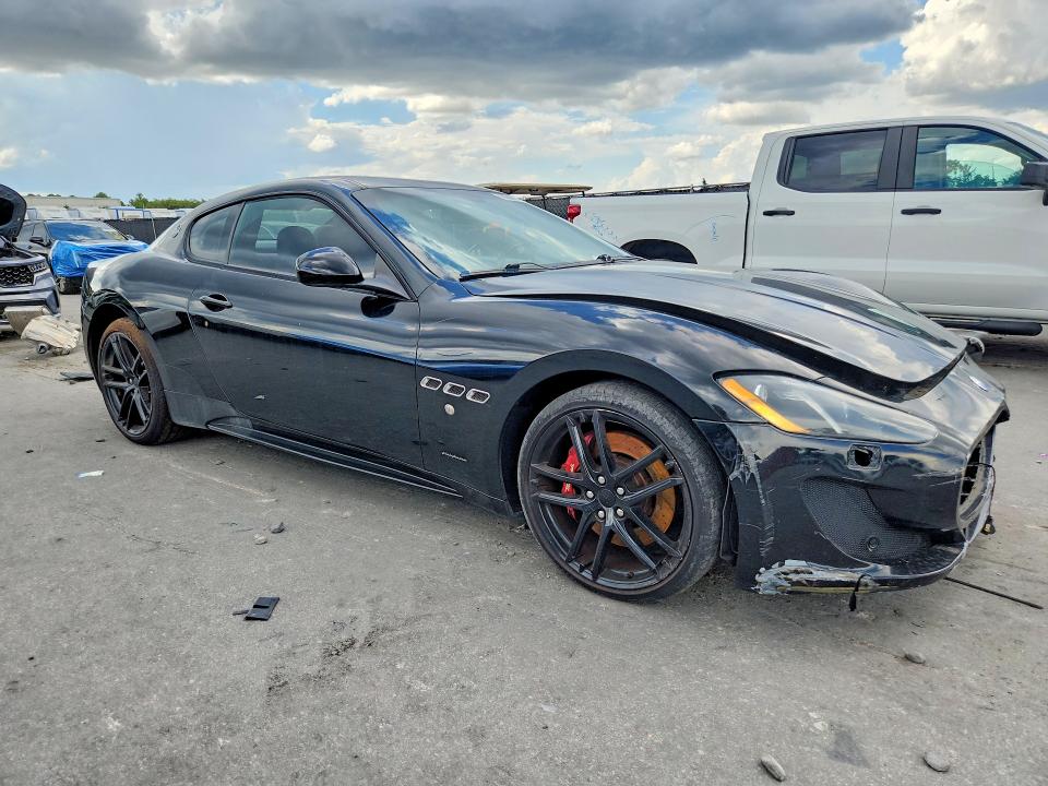 66091416 :رقم المزاد ، ZAM45VLA2F0128412 vin ، 2015 Maserati Granturismo مزاد بيع