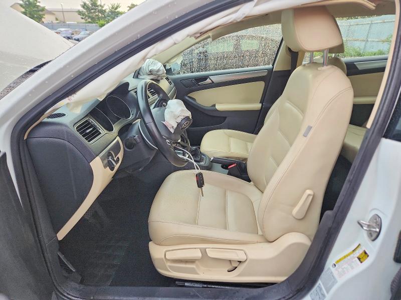 2017 Volkswagen Jetta მანქანა იყიდება აუქციონზე, vin: 3VWDB7AJXHM384371, აუქციონის ნომერი: 66037396