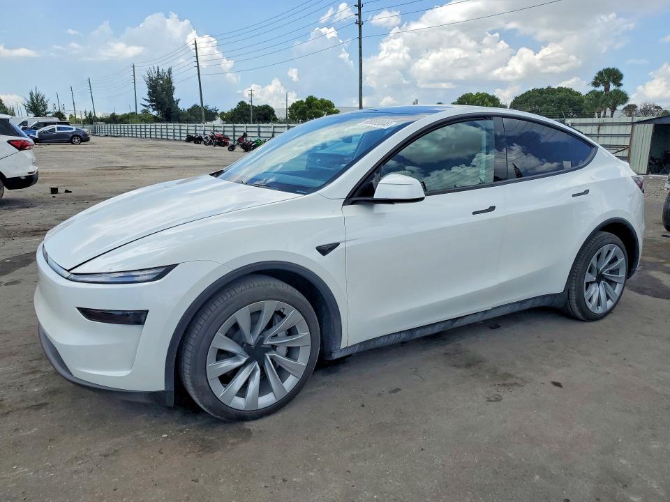 Auction sale of the 2026 Tesla Model Y, vin: 7SAYGDED9TA500973, lot number: 65089046