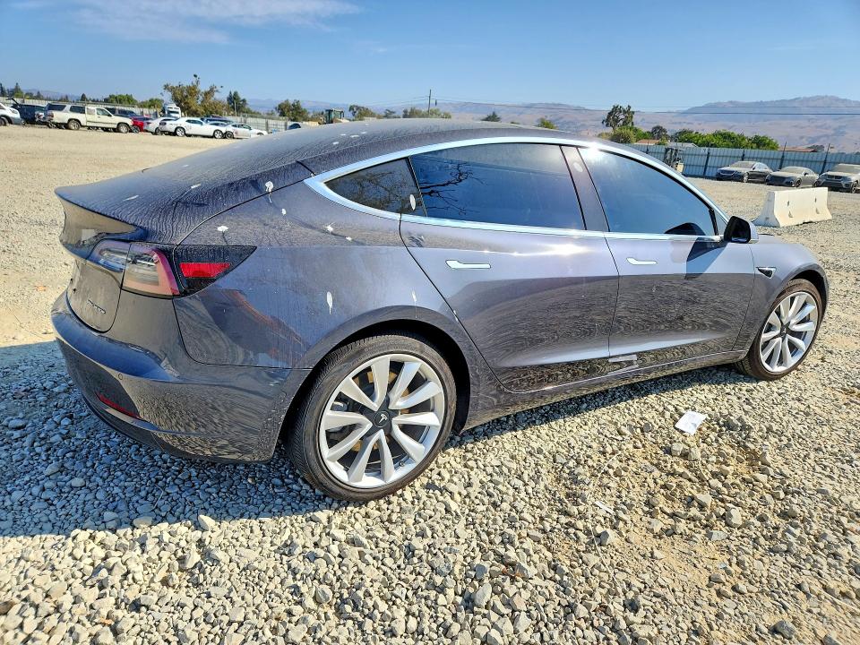 Продаж на аукціоні авто 2018 Tesla Model 3, vin: 5YJ3E1EB9JF185070, номер лоту: 62656396
