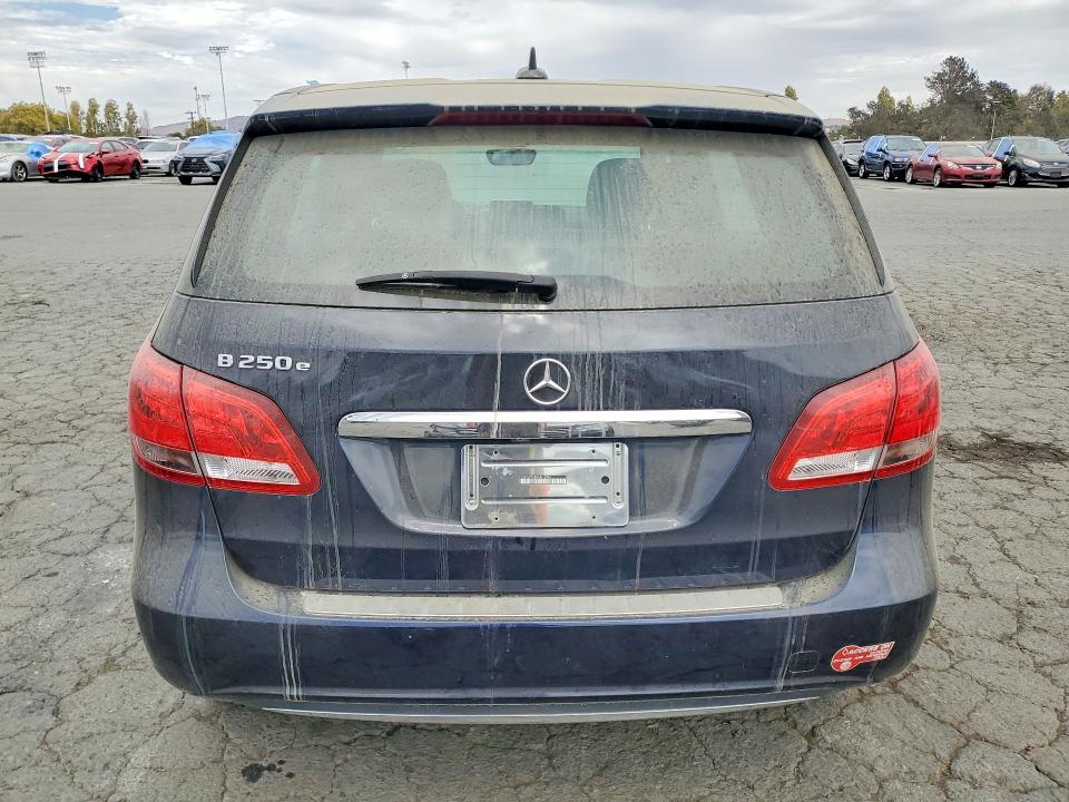 66778346 :رقم المزاد ، WDDVP9AB0HJ013946 vin ، 2017 Mercedes-benz B مزاد بيع