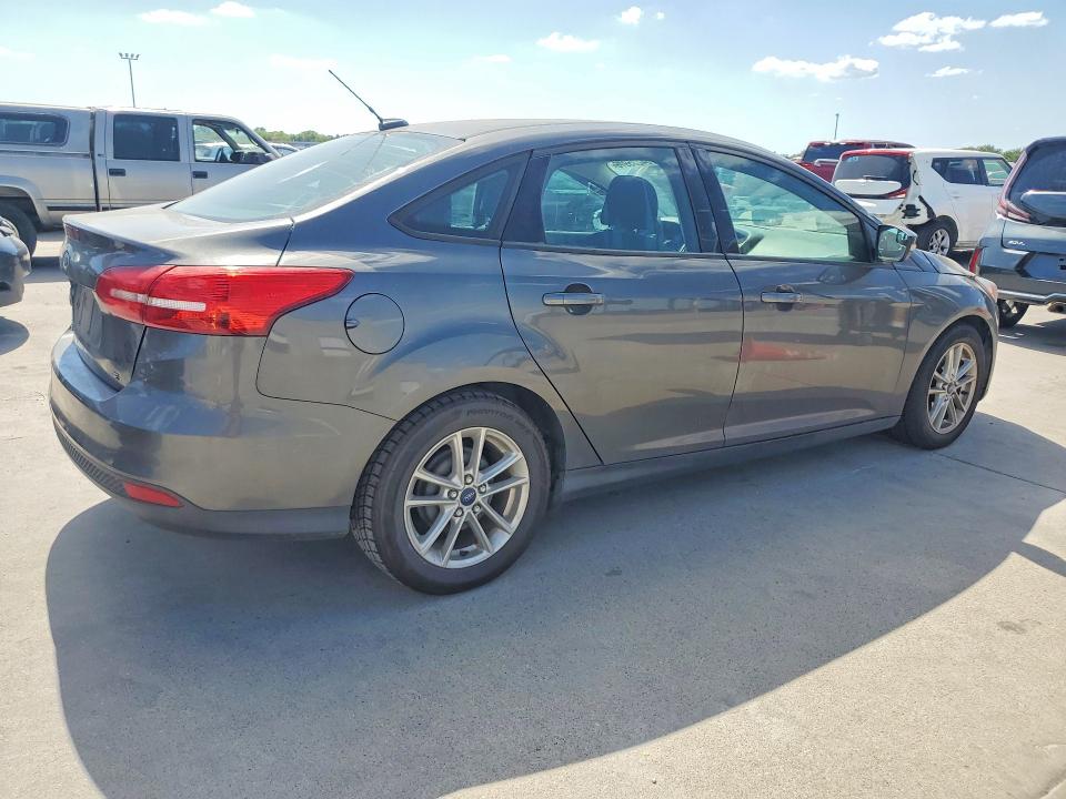 64235976 :رقم المزاد ، 1FADP3F2XGL321999 vin ، 2016 Ford Focus مزاد بيع