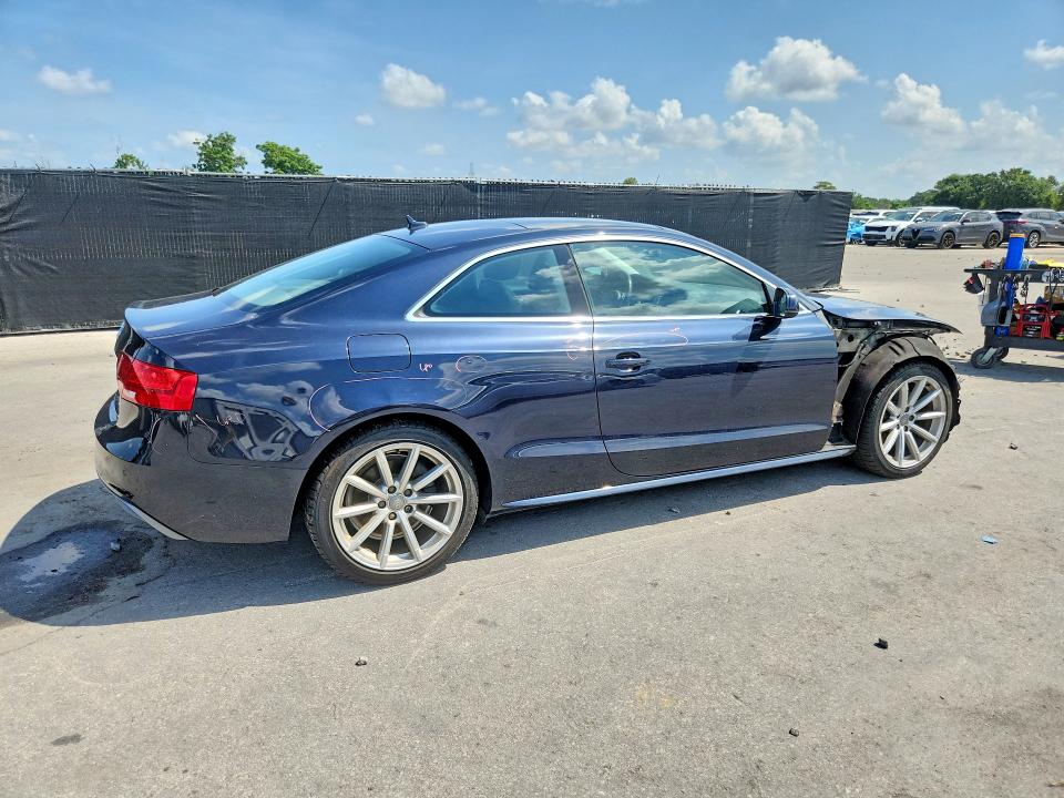 Продажа на аукционе авто 2015 Audi A5, vin: WAUMFAFRXFA028464, номер лота: 65155306