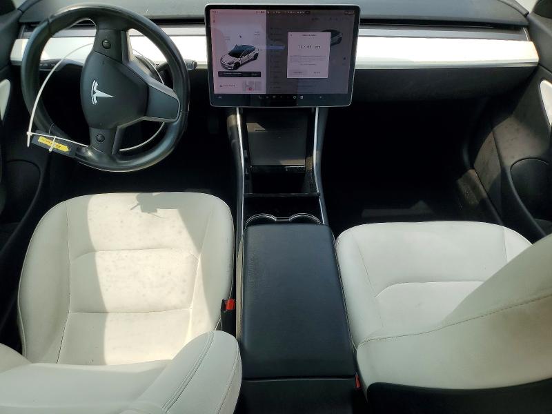 64425516 :رقم المزاد ، 5YJ3E1EAXJF155583 vin ، 2018 Tesla Model 3 مزاد بيع