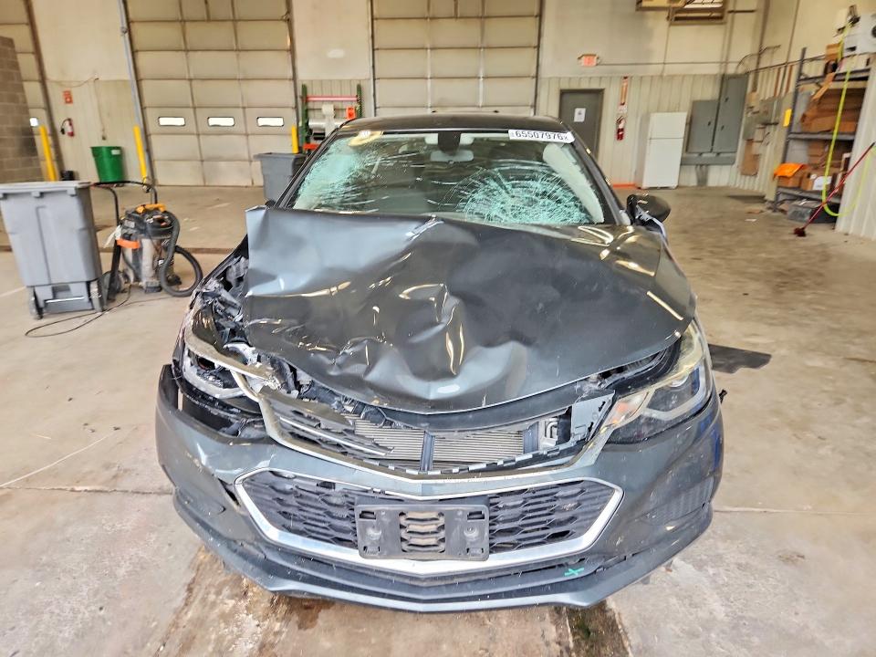 Продаж на аукціоні авто 2018 Chevrolet Cruze, vin: 3G1BE6SM6JS594268, номер лоту: 65507976
