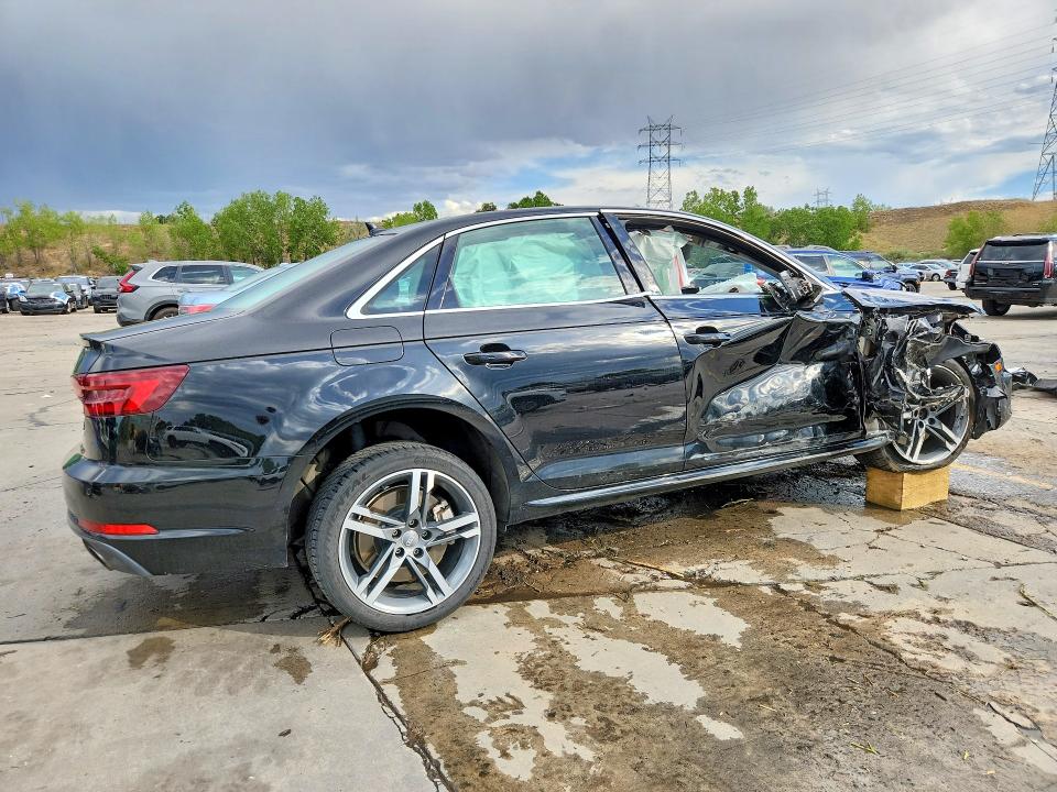 Продажа на аукционе авто 2018 Audi A4, vin: WAUENAF45JA137273, номер лота: 66193456