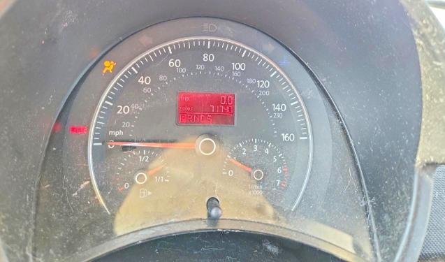 2006 Volkswagen New Beetle მანქანა იყიდება აუქციონზე, vin: 3VWRF31Y76M307826, აუქციონის ნომერი: 64243056