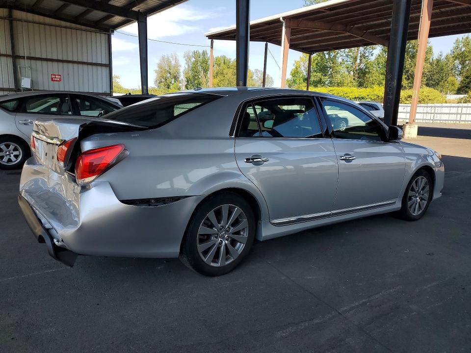 2011 Toyota Avalon მანქანა იყიდება აუქციონზე, vin: 4T1BK3DB7BU381983, აუქციონის ნომერი: 66113016