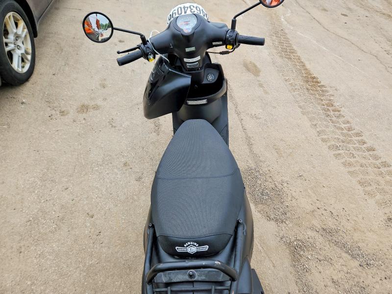 64634096 :رقم المزاد ، RFVPAC900M1005608 vin ، 2021 Genuine Scooter Co. Buddy مزاد بيع