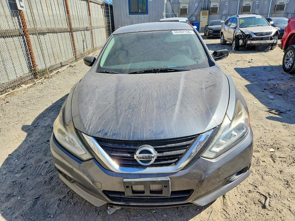 66484156 :رقم المزاد ، 1N4AL3AP3JC267437 vin ، 2018 Nissan Altima مزاد بيع