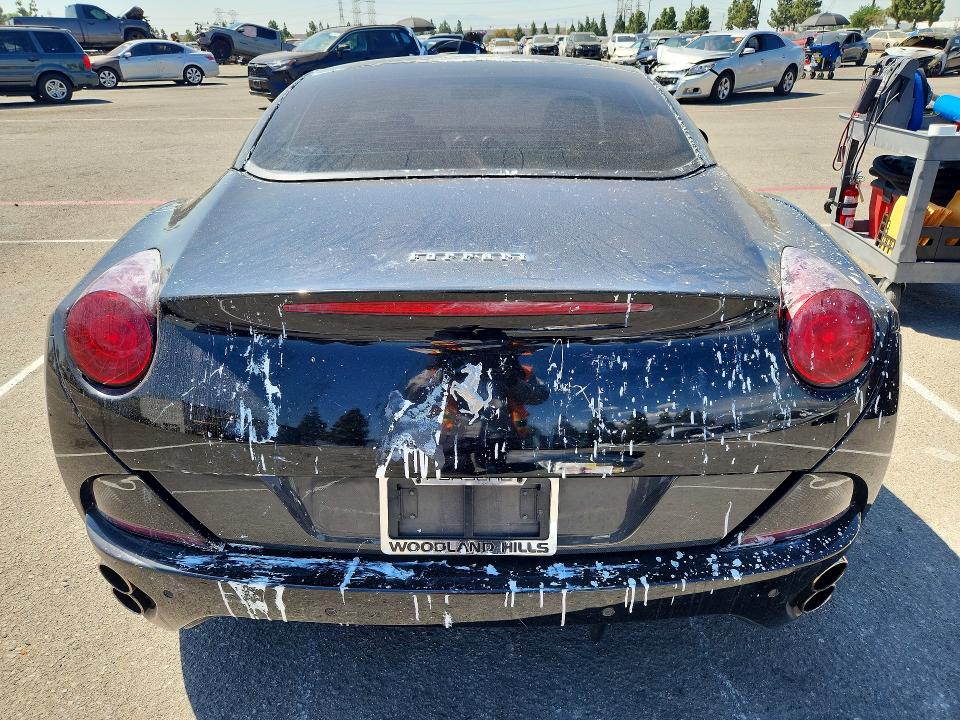 66416416 :رقم المزاد ، ZFF65LJA4A0174614 vin ، 2010 Ferrari California مزاد بيع