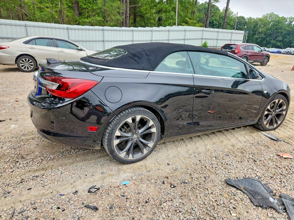 66019736 :رقم المزاد ، W04WH3N53JG039628 vin ، 2018 Buick Cascada مزاد بيع