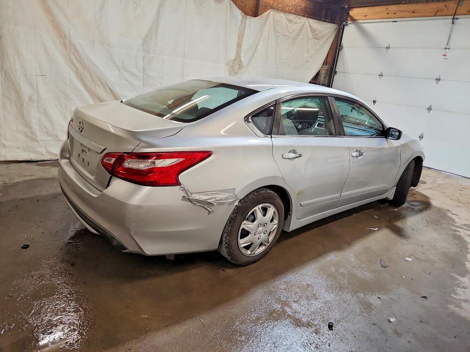 2017 Nissan Altima მანქანა იყიდება აუქციონზე, vin: 1N4AL3AP4HC251290, აუქციონის ნომერი: 66745856
