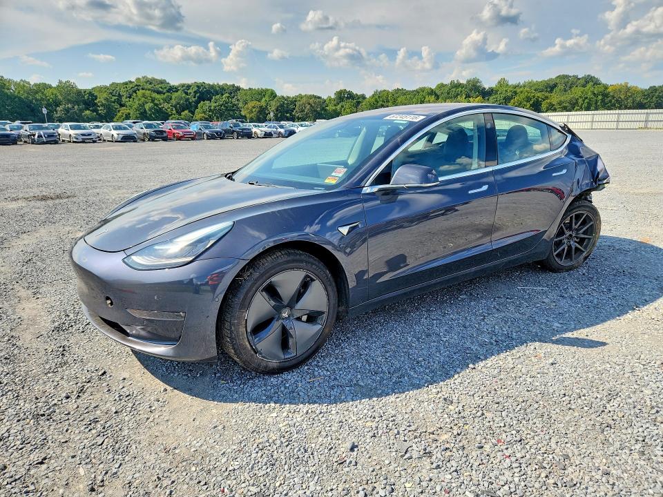 Продажа на аукционе авто 2018 Tesla Model 3, vin: 5YJ3E1EA0JF057985, номер лота: 67245116
