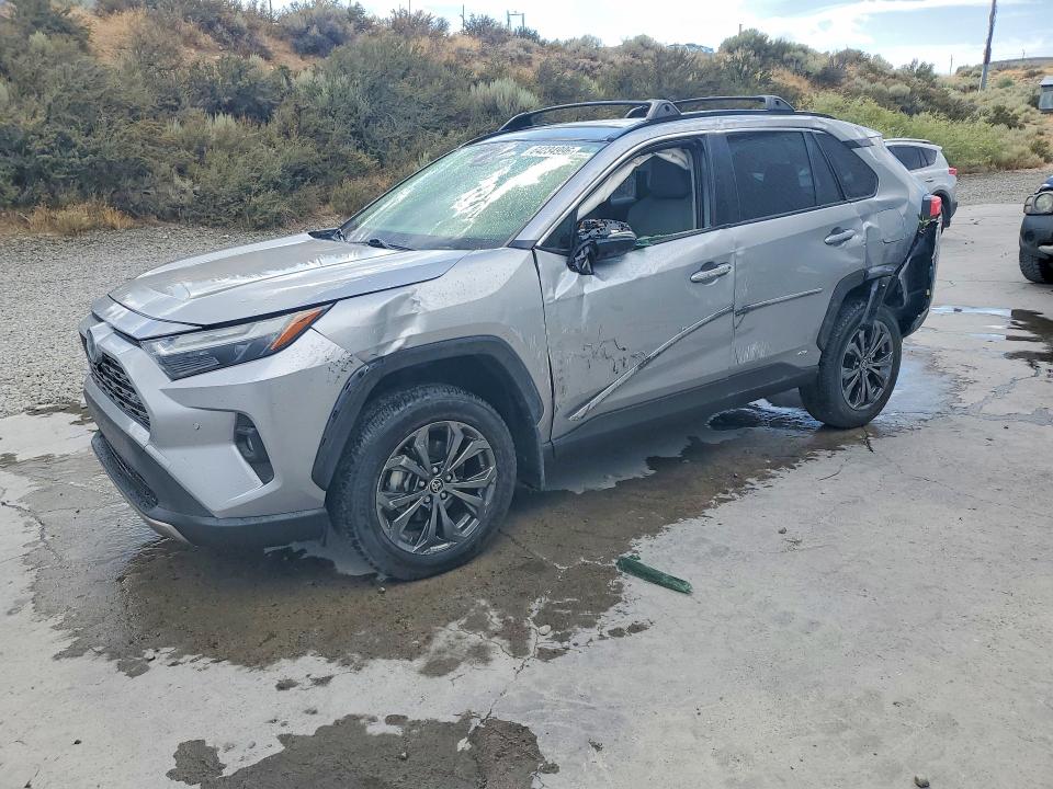 Продажа на аукционе авто 2024 Toyota Rav4, vin: JTMD6RFV2RD137177, номер лота: 64234996