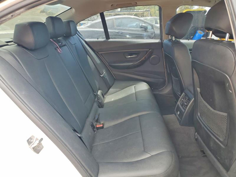 64592366 :رقم المزاد ، WBA3C1C59FK122724 vin ، 2015 Bmw 328 مزاد بيع