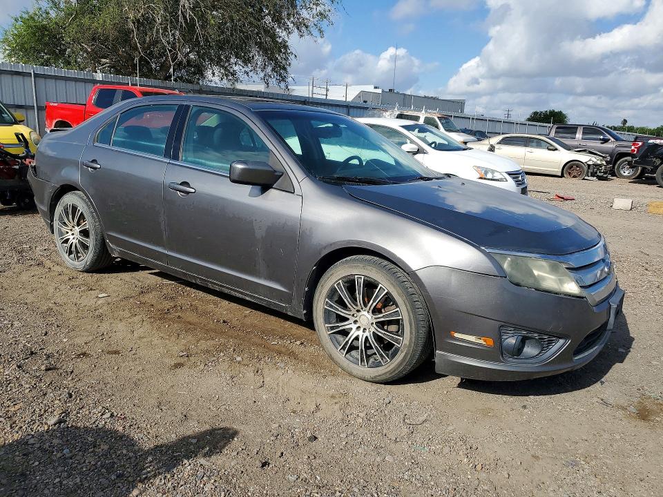 64589616 :رقم المزاد ، 3FAHP0HAXAR102263 vin ، 2010 Ford Fusion مزاد بيع