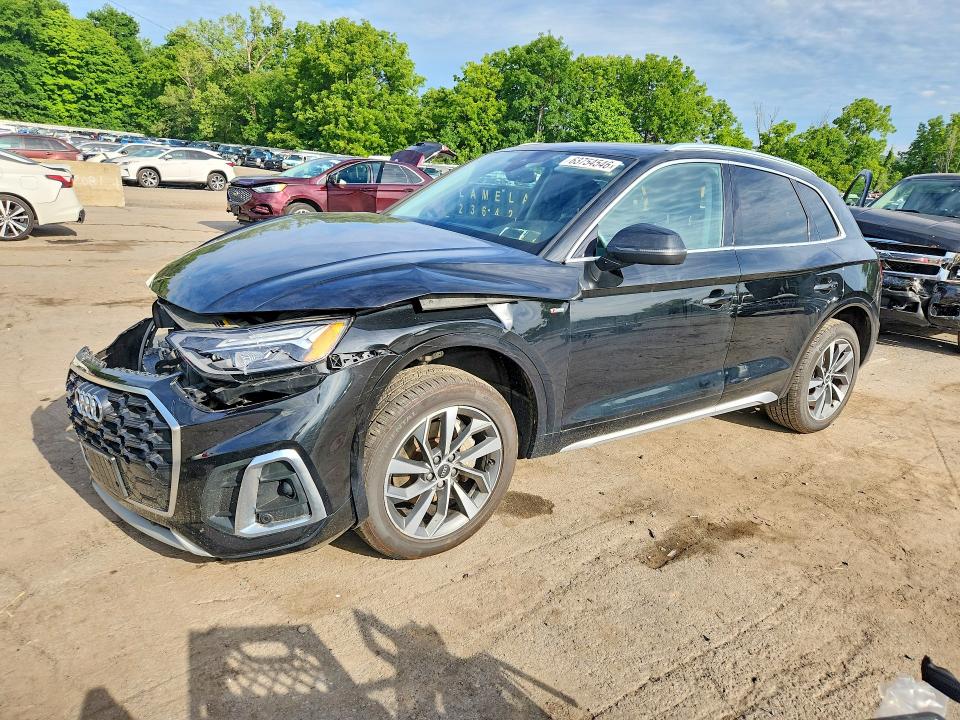 63754546 :رقم المزاد ، WA1EAAFY8N2057896 vin ، 2022 Audi Q5 مزاد بيع