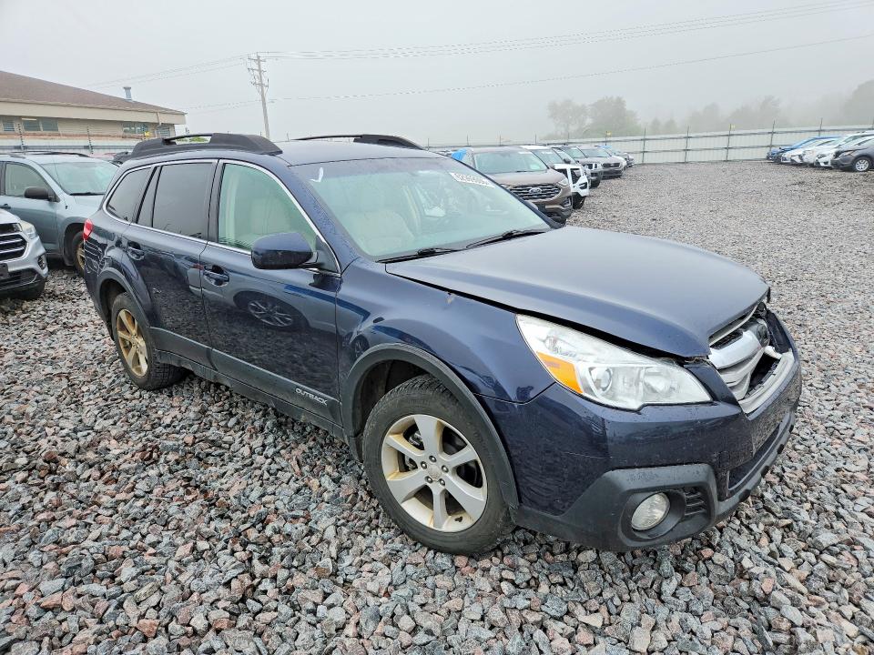 62969006 :رقم المزاد ، 4S4BRBDC8E3276104 vin ، 2014 Subaru Outback مزاد بيع