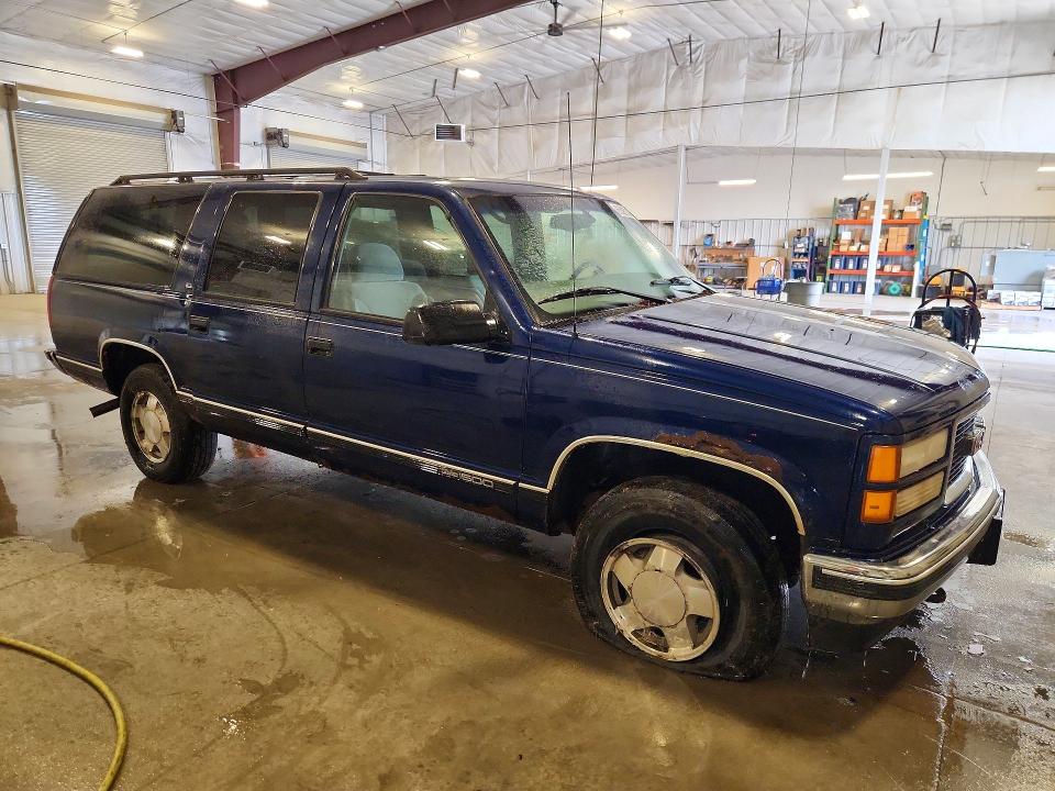 65597246 :رقم المزاد ، 3GKFK16RXXG551482 vin ، 1999 Gmc Suburban مزاد بيع