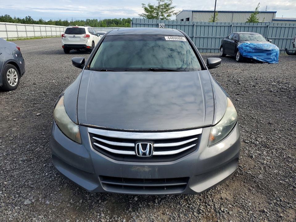 64898806 :رقم المزاد ، 1HGCP2F74BA803613 vin ، 2011 Honda Accord مزاد بيع