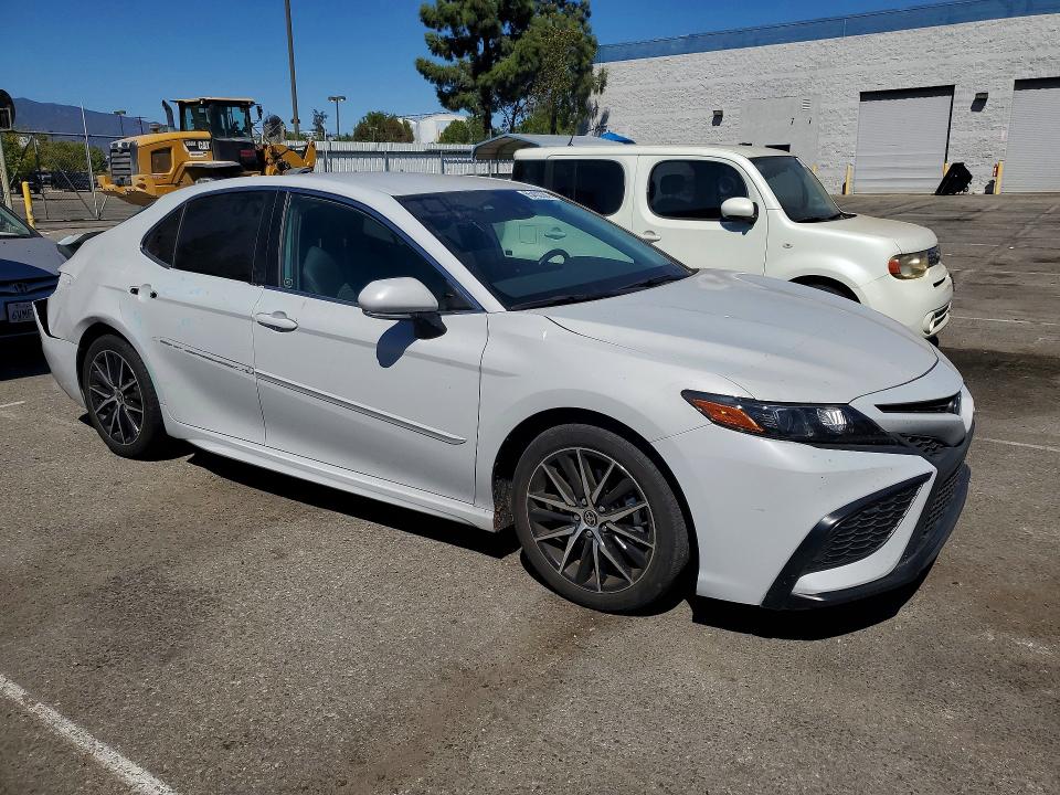 Продаж на аукціоні авто 2024 Toyota Camry Hybrid, vin: 4T1G31AK8RU072142, номер лоту: 65463386