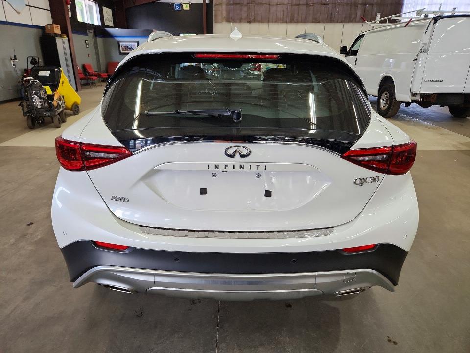 Продажа на аукционе авто 2017 Infiniti Qx30, vin: SJKCH5CR3HA025992, номер лота: 64668406