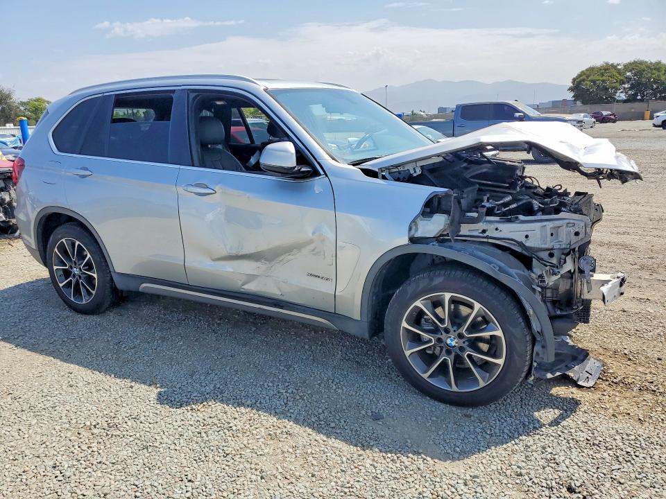 64579726 :رقم المزاد ، 5UXKR0C50H0U54782 vin ، 2017 Bmw X5 مزاد بيع