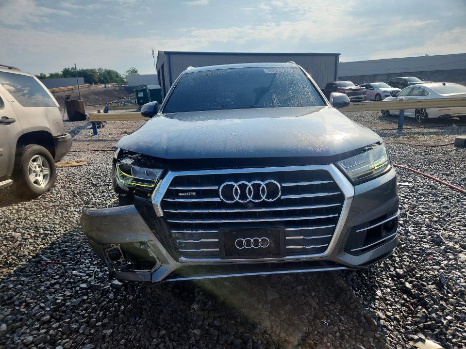 Продаж на аукціоні авто 2017 Audi Q7, vin: WA1LAAF76HD047522, номер лоту: 63863736