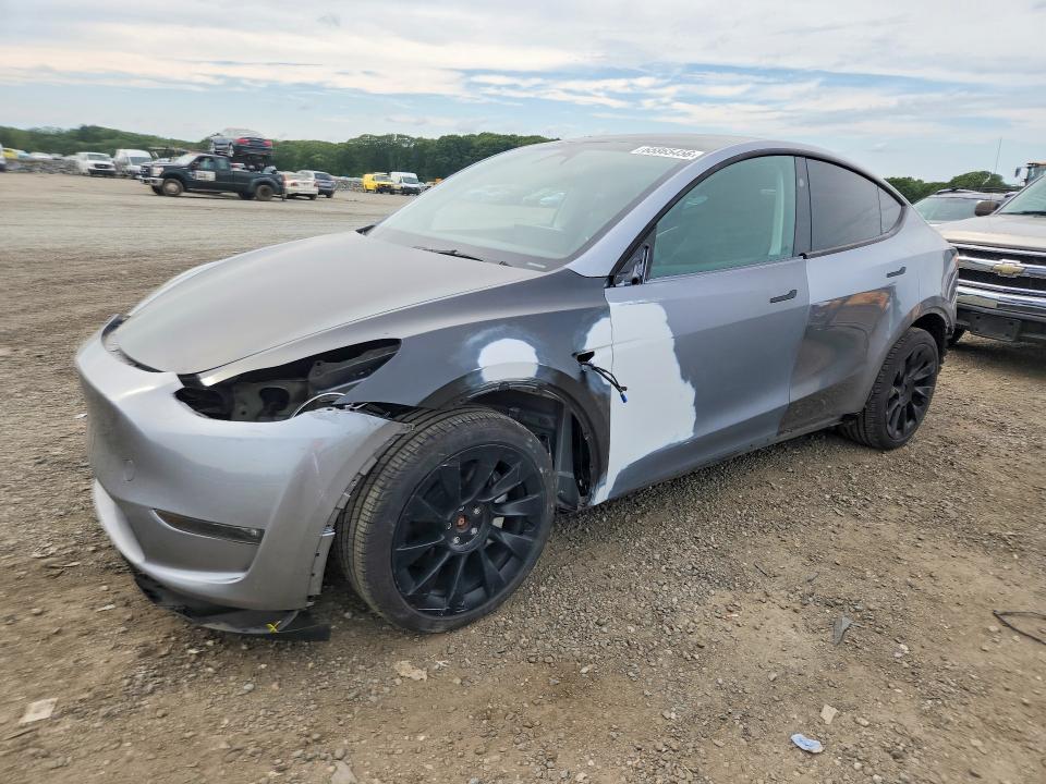 2024 Tesla Model Y მანქანა იყიდება აუქციონზე, vin: 7SAYGDEE8RA314097, აუქციონის ნომერი: 65865456